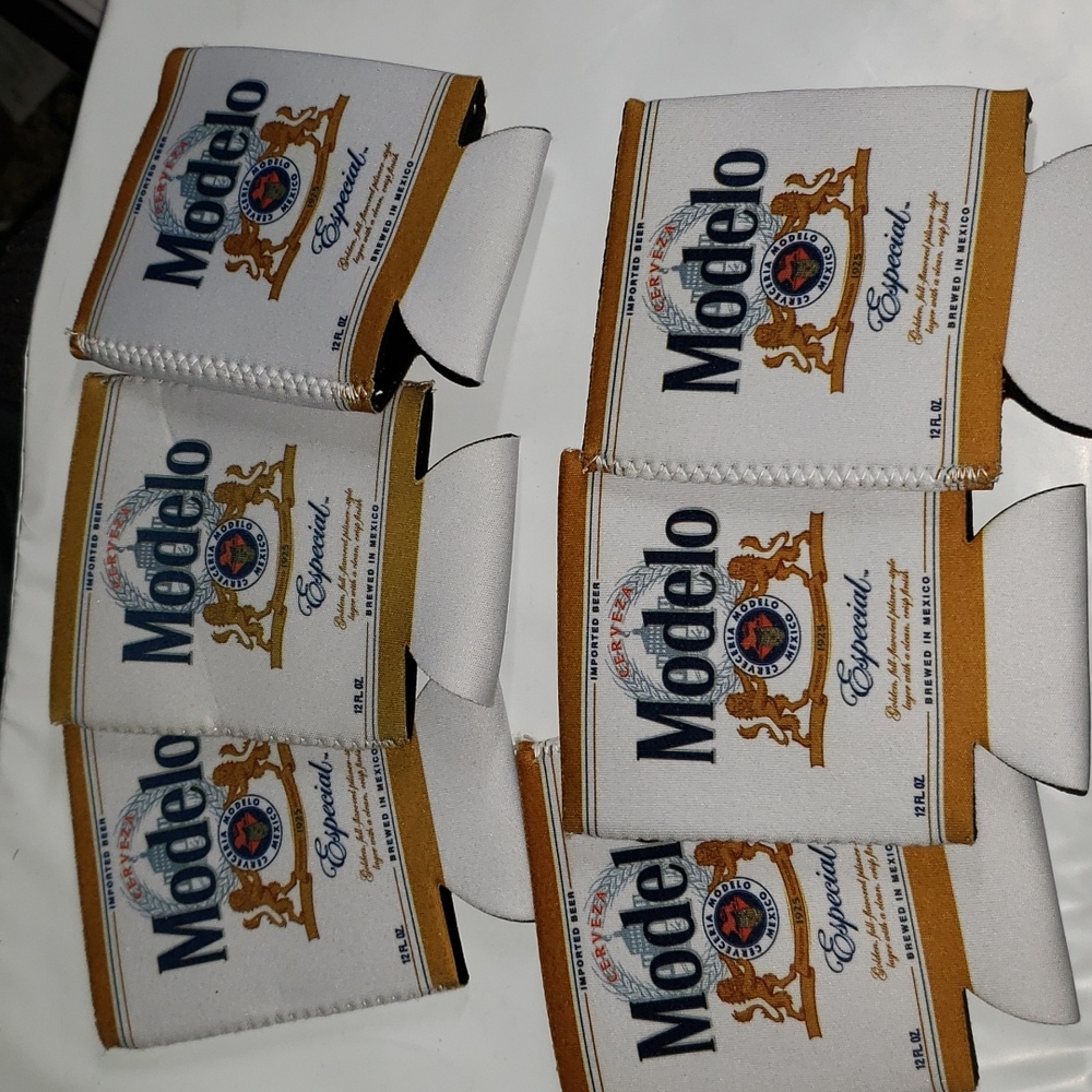 BRAND NEW- Set of 6 Modelo Beer Koozies - Picture 1 of 2